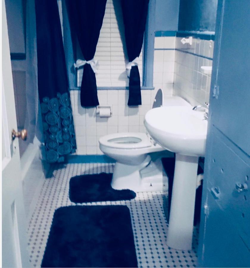 Best Deal In Town! Entire 1 Bedroom Apartment 59 Montgomery Exterior foto