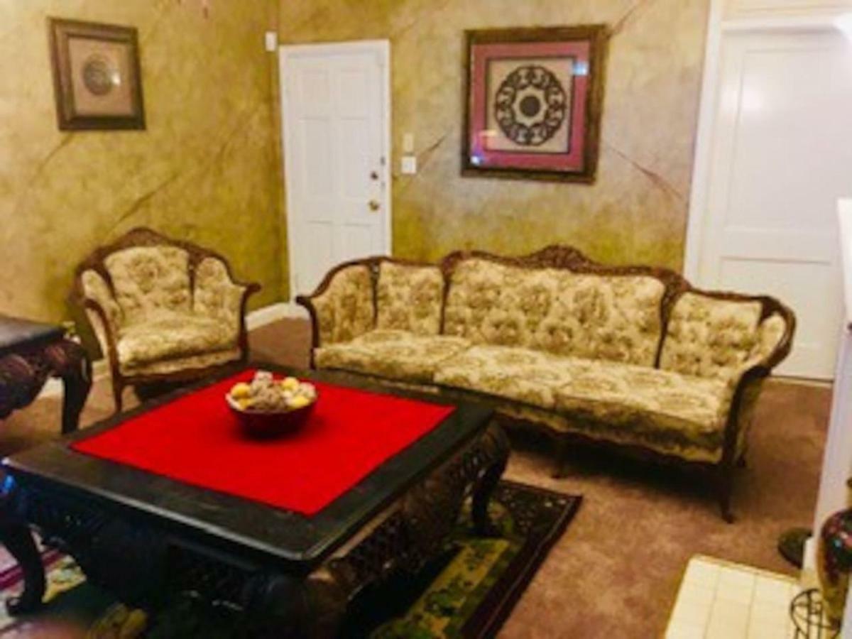 Best Deal In Town! Entire 1 Bedroom Apartment 59 Montgomery Exterior foto
